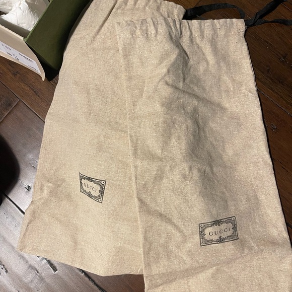 Authentic Gucci Womens Slide Sandalss with interlocking G White Leather. - Picture 7 of 7